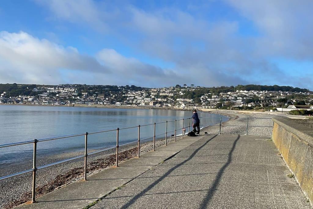 Lovely 1 Bed Flat In Victorian House 300m Seafront * Penzance