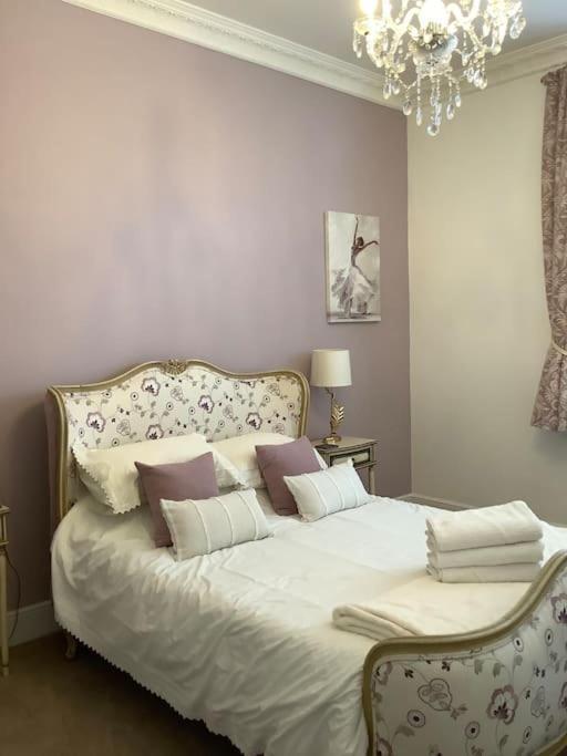 Lovely 1 Bed Flat In Victorian House 300m Seafront Apartment